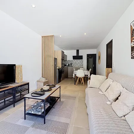 2 Chambres, Terrasse, Climatisation, 3 Minutes Plages * Canet-en-Roussillon