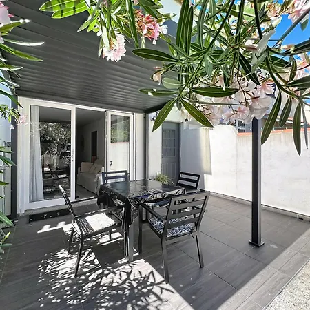 2 Chambres, Terrasse, Climatisation, 3 Minutes Plages Appartement Canet-en-Roussillon