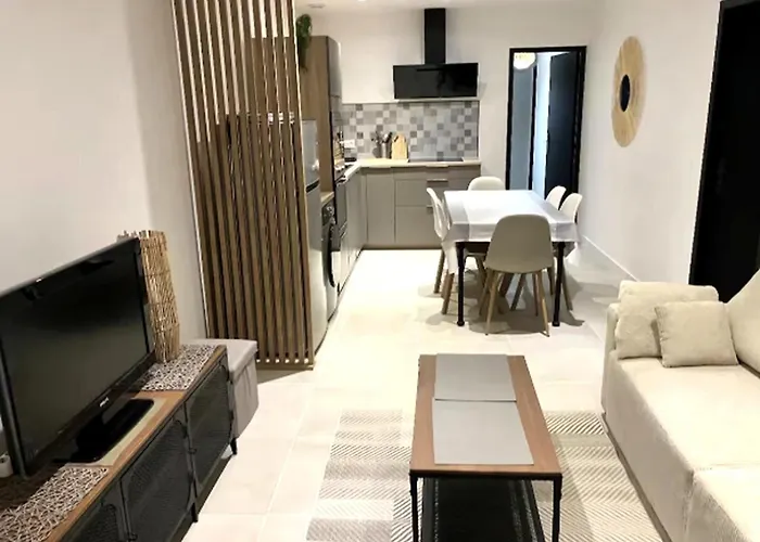Apartment With A Terrace 3 Minutes From The Beaches Canet-en-Roussillon