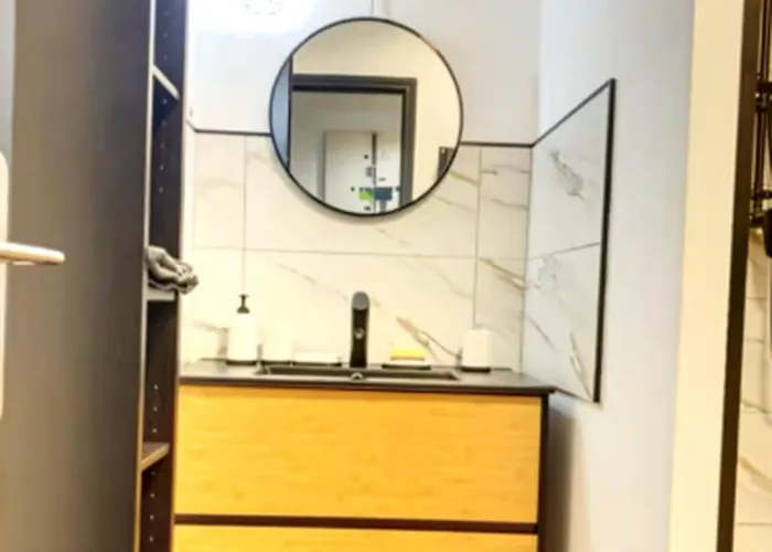With A Terrace 3 Minutes From The Beaches Apartment Canet-en-Roussillon