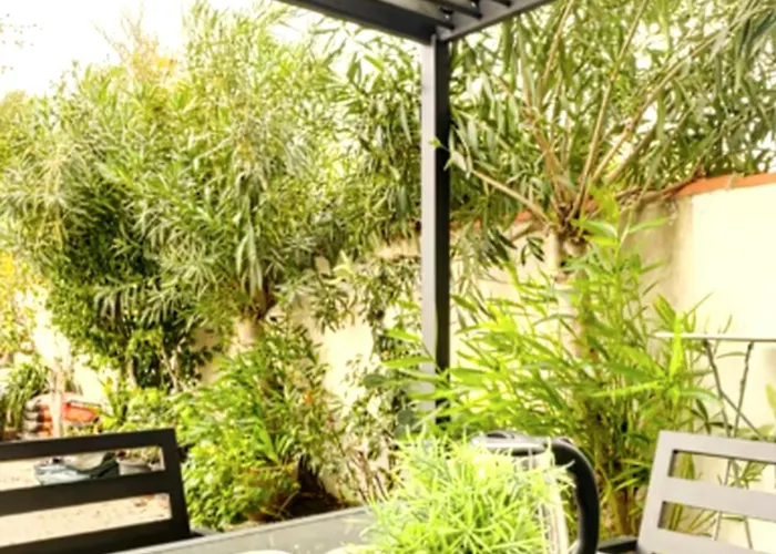 Apartment With A Terrace 3 Minutes From The Beaches